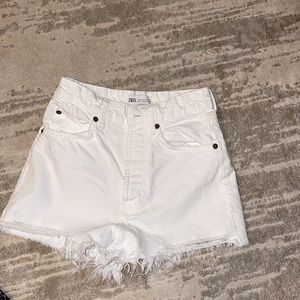 Zara white jean shorts size 0